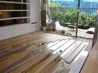 木地板可以直接鋪設在瓷磚上嗎？有什么好處？