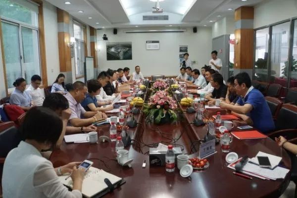 品牌大事|巴德士、湘江、展辰等企業大佬為何齊聚亞士？