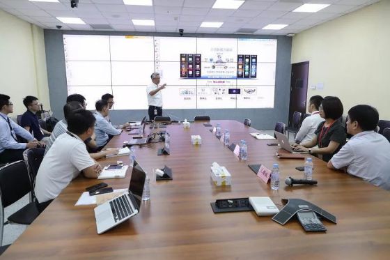 攜手打造中國智能制造示范企業，王力與富士康簽約戰略合作協議