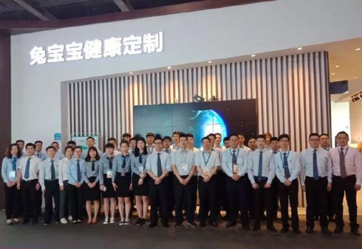 又雙叒得獎！兔寶寶衣柜榮獲2018中國全屋定制十佳品牌