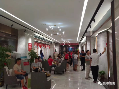 金尊玉渠道下沉實行“千店計劃”，上半年業績已翻番