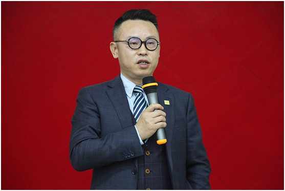 超人廚衛羅子?。夯钤诋斚伦龊帽痉?剩下的交給時間