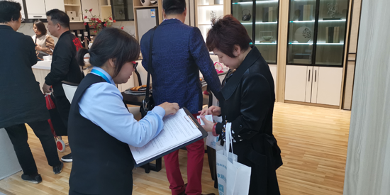 伊百麗攜時尚全屋家居新品引爆中國（廣州）定制家居盛會！