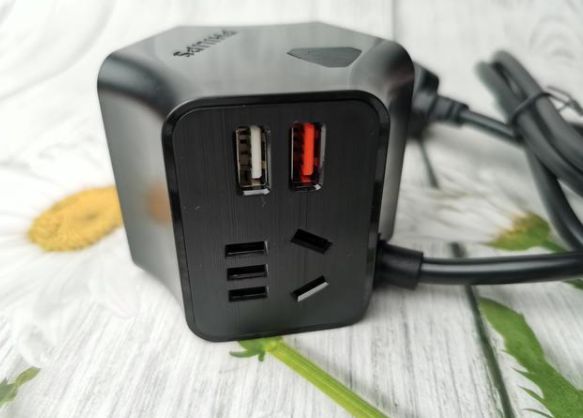 有了飛利浦摩天輪系列插座，充電器什么的都是浮云！