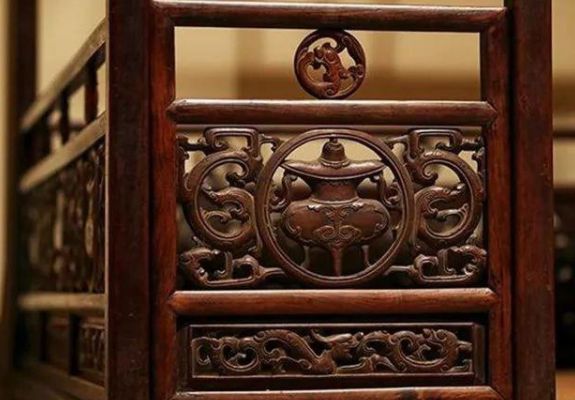 講道理說紅木家具保養難的，這些方法你都試了嗎？