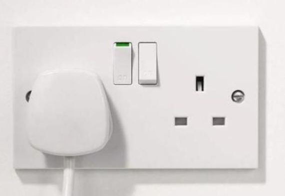 導購知識|用電安全大學問，開關插座保養的4大秘訣