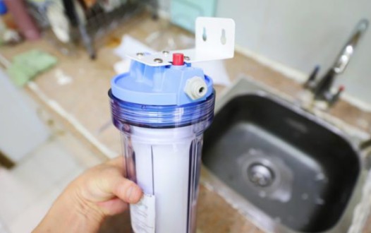 想提升水質怎么辦?購買凈水器要技巧，三步驟幫你解決難題