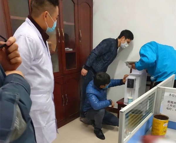 凈水器十大品牌法蘭尼20年始終專注凈水，健康家居水堅定同行者