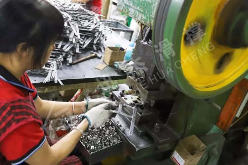 鋁合金門窗滑撐，迅杰一路向前、永不止步！