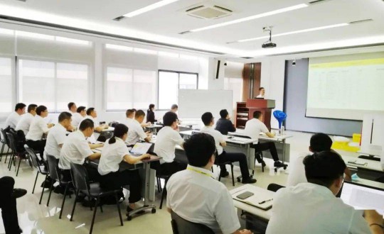 有沒有人知道，TCL照明、龍勝、嘉美等年中忙什么？