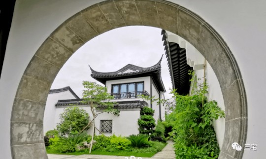 山水為丹青，門窗為鏡頭！三宅門窗為中式建筑添彩… 