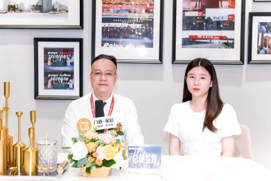 人氣爆棚超震撼!!派雅門窗攜“至臻新品”驚艷建博會！ 