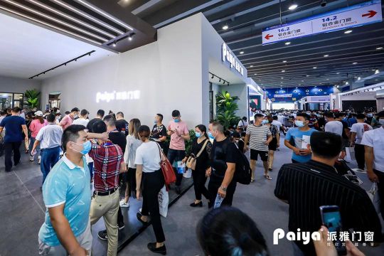 人氣爆棚超震撼!!派雅門窗攜“至臻新品”驚艷建博會！ 