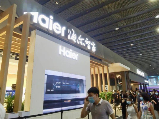 建博會上各大智能家居品牌產品奪目，經銷商打開下半年市場可參考