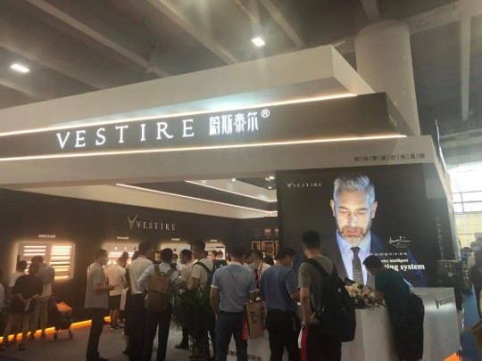 建博會上各大智能家居品牌產品奪目，經銷商打開下半年市場可參考