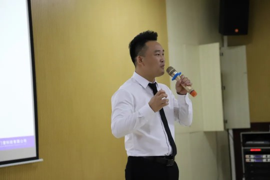 億合門窗從“新”出發，成功舉辦新一屆新商訓練營