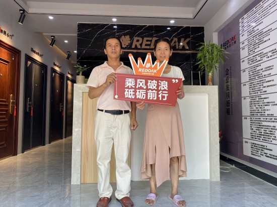 紅橡樹門窗回訪團隊繼續踏上征程，走訪撫州黎川和南昌進賢專賣店