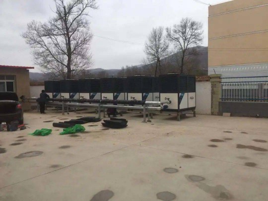 利普曼空氣能安全易操作，學校采暖省心又省錢 
