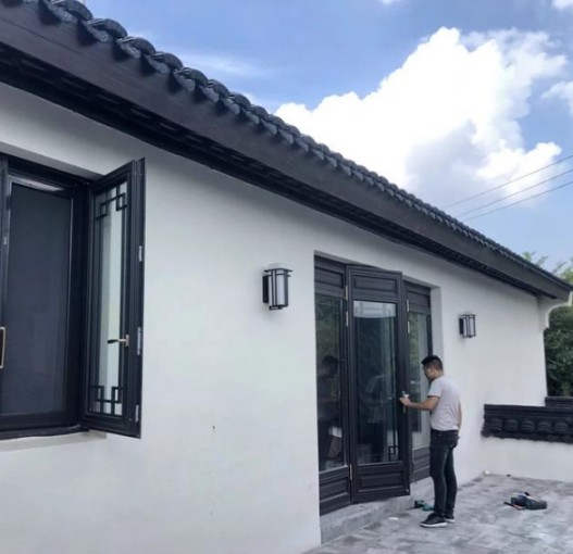 保證生活品質，如何選擇自己滿意的復古鋁合金門窗